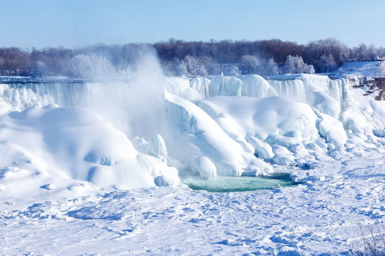 Ice build-up of Niagara Falls
