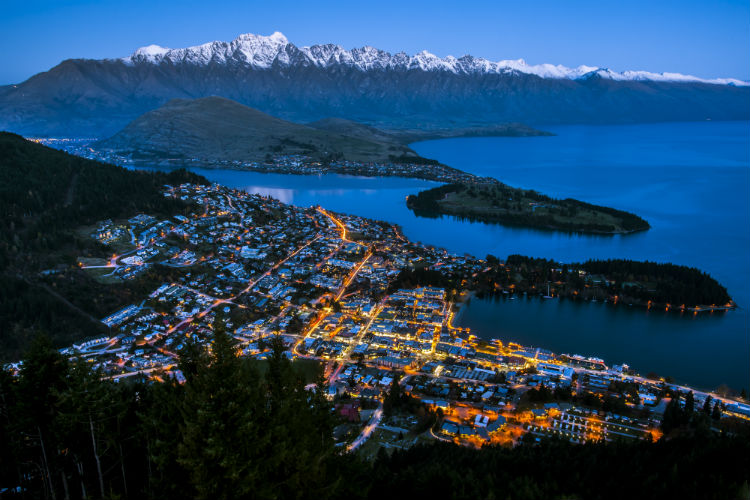 queenstown new zealand.jpg