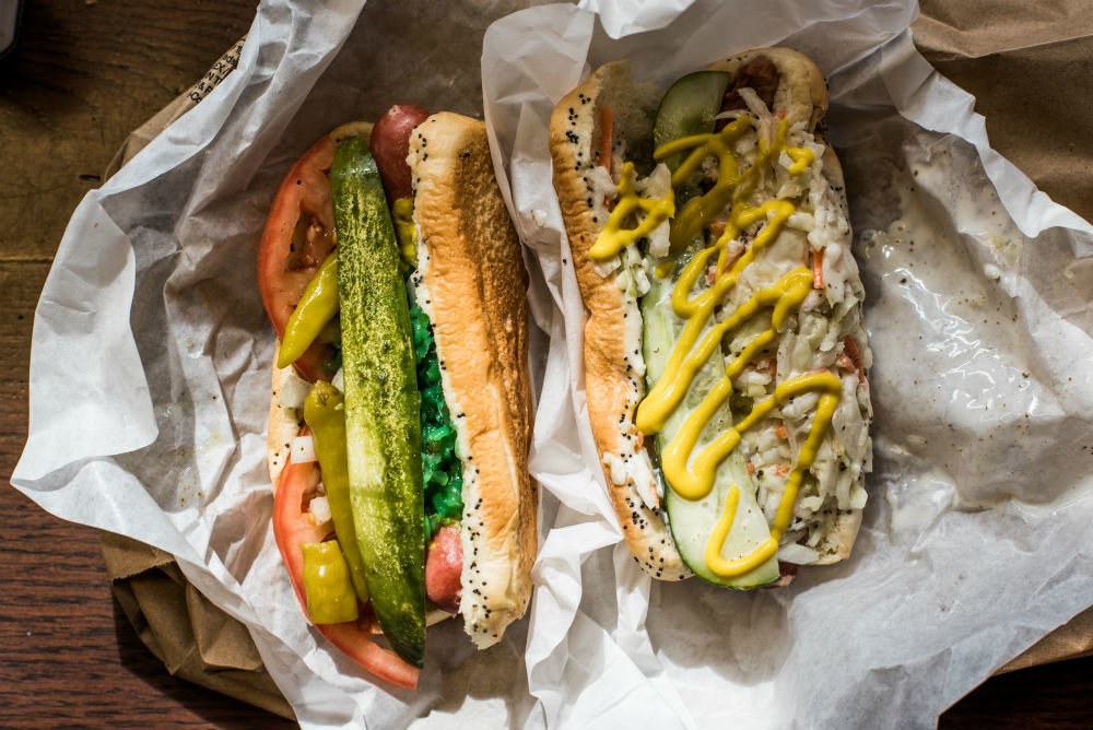 chicago hot dog.jpg